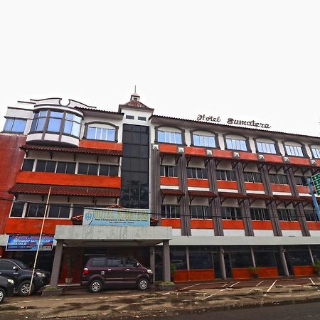 Hotel Sumatera Medan Ngoại thất bức ảnh
